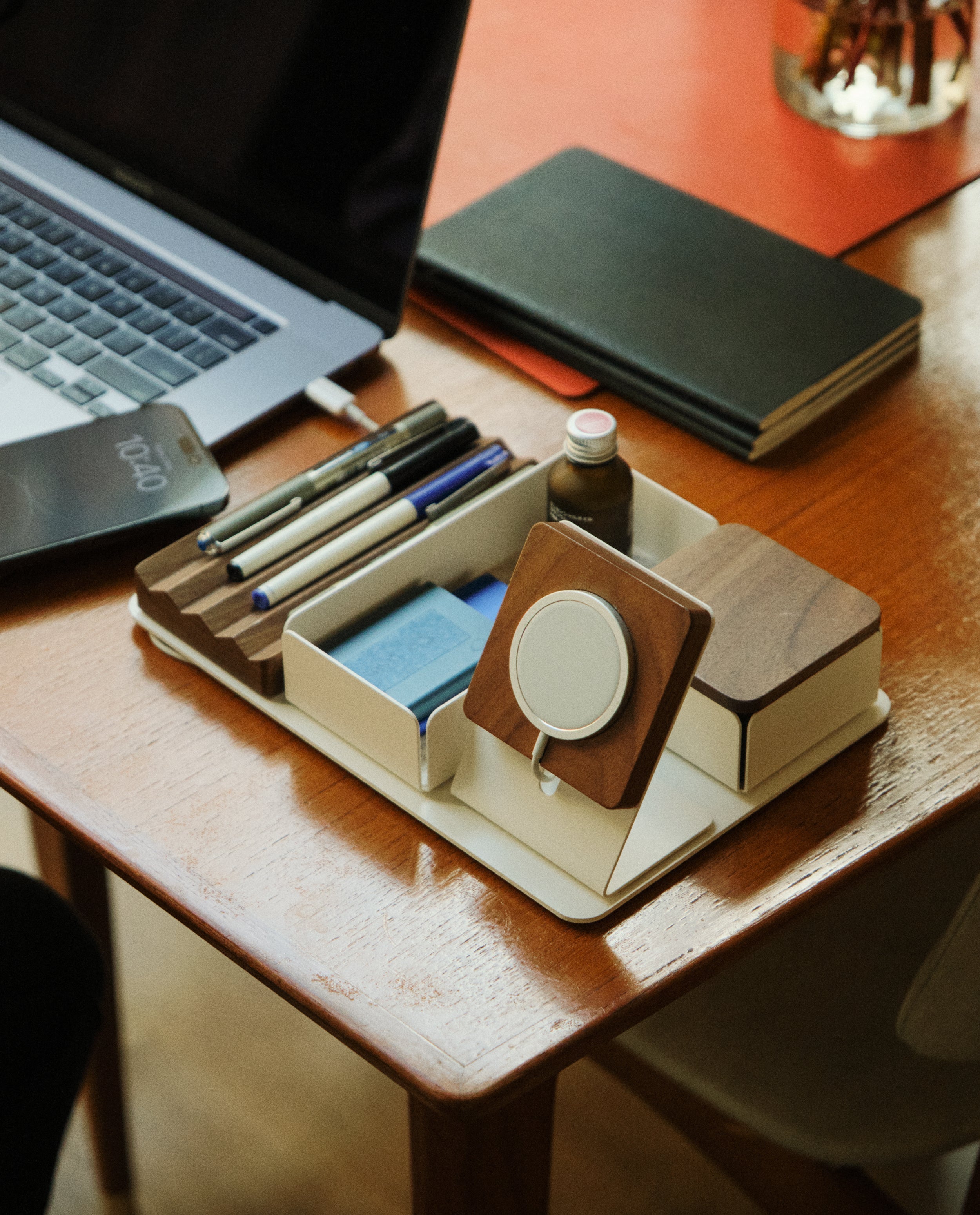 Gather MagSafe Phone Stand