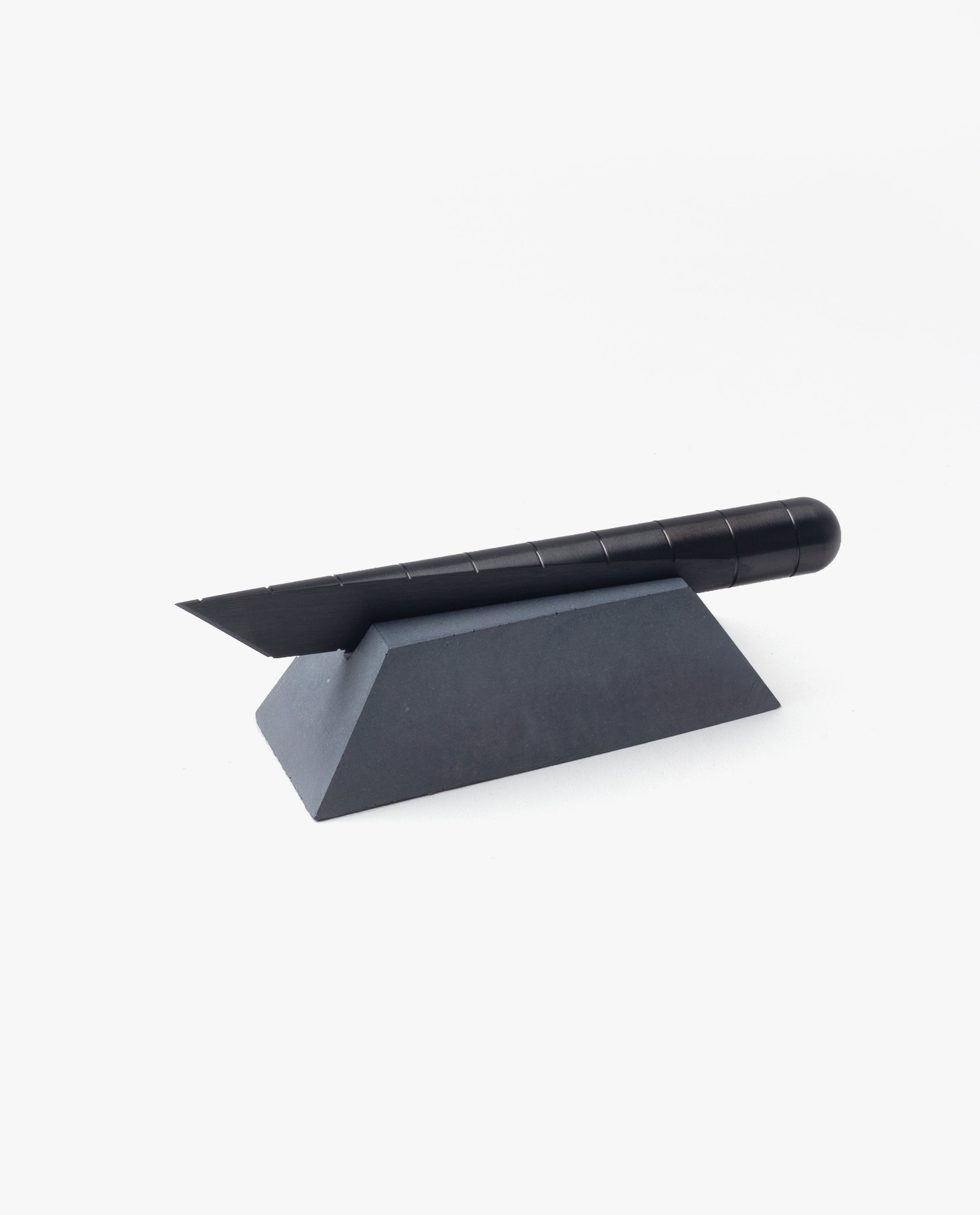 Craighill Desk Knife Plinth